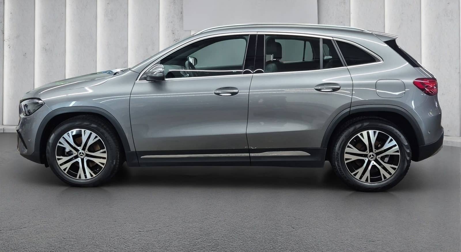 Mercedes-Benz GLA 200 Progressive (EURO 6e) foto 2