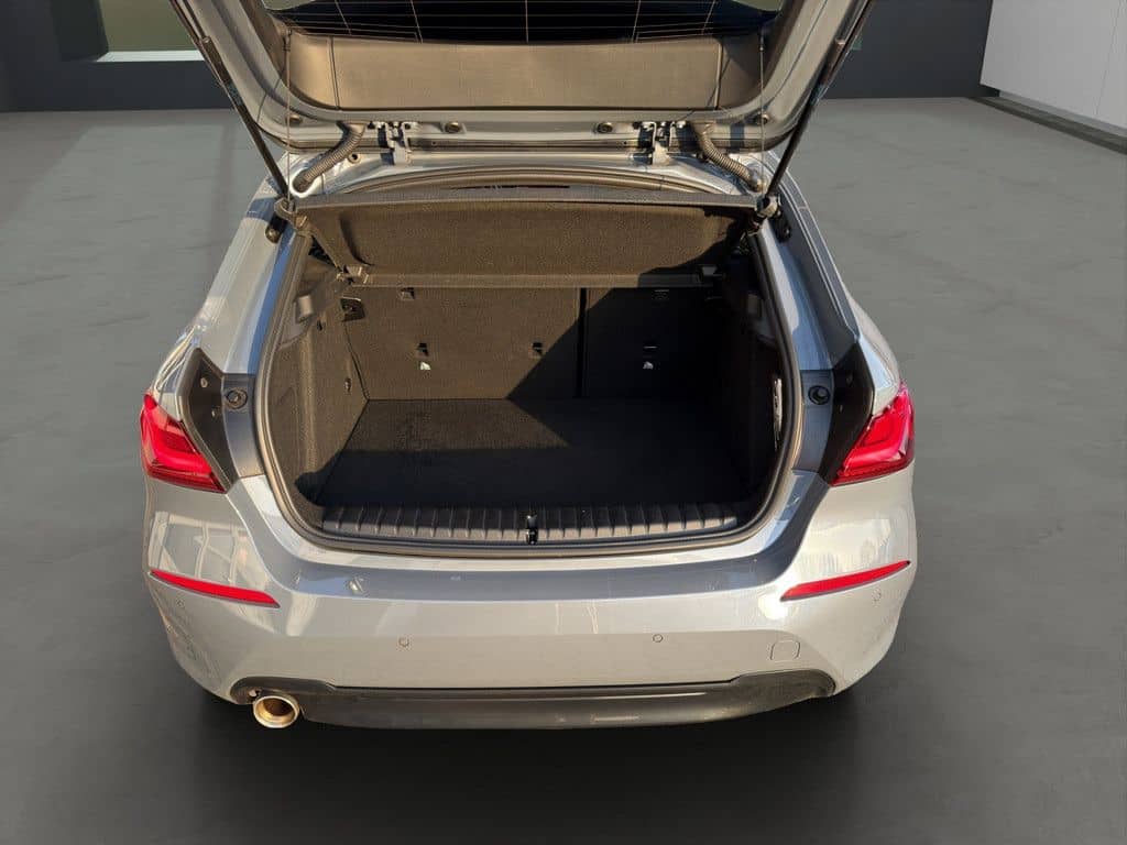 BMW 118i SPORTLINE LED NAVI HUD PANO KAMERA 17" foto 12