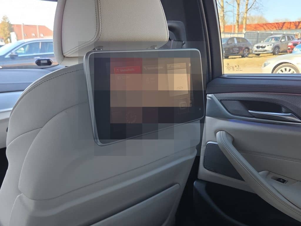 BMW 540d xDrive T. M-SPORT LED NAVI HUD PANO 18" AHK foto 20