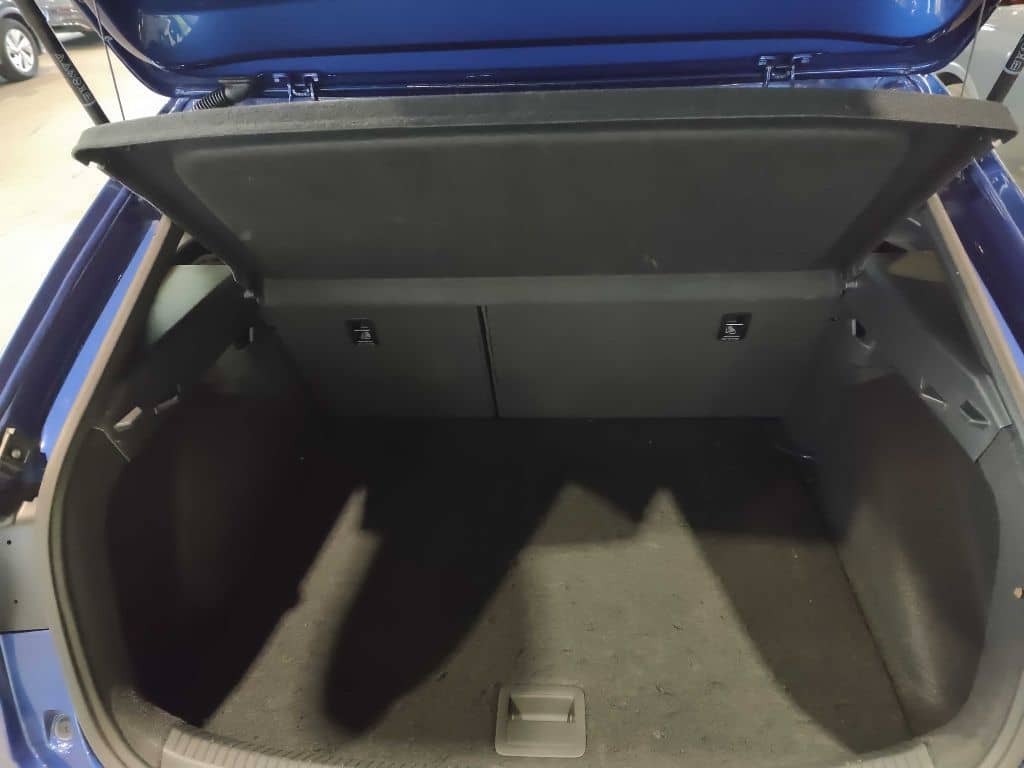 Volkswagen Taigo R-Line 1.0 TSI Pano ACC IQDrive PDC Pano foto 6