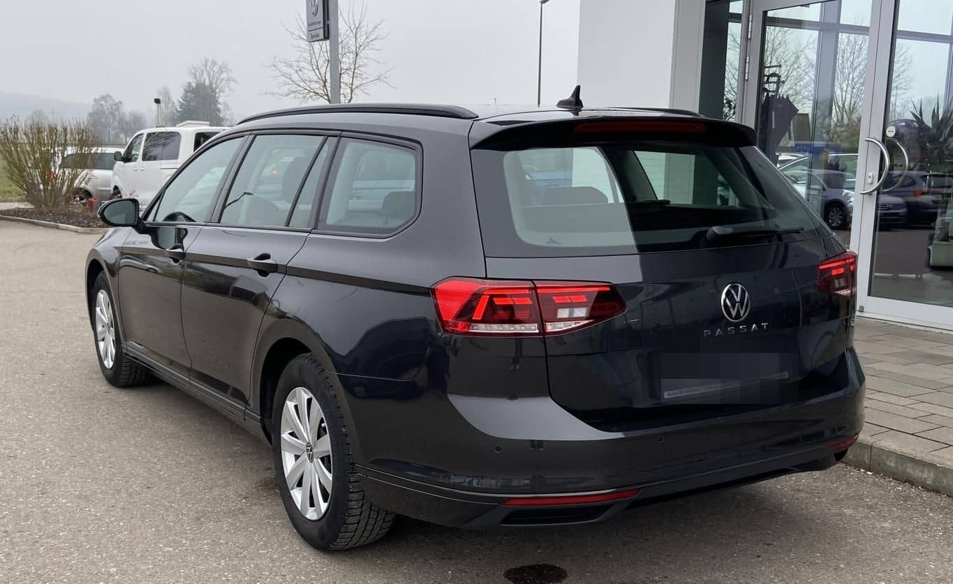 Volkswagen Passat Variant 1.5 TSI Business Premium APP-CONN foto 3