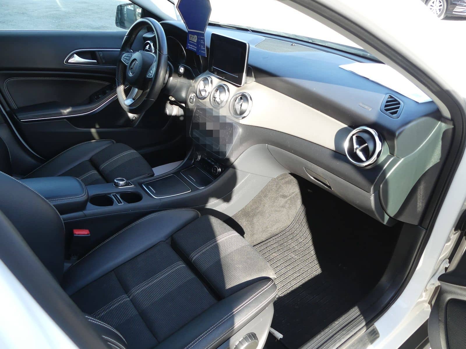 Mercedes-Benz GLA 200 GLA GLA 200*2.HAND*68tkm* foto 11