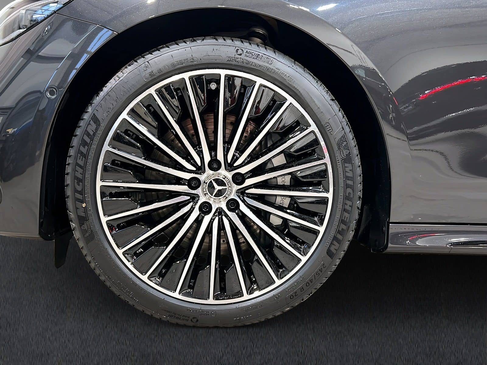 Mercedes-Benz E 450 d 4M T-Modell AMG+DISTR+Burm+Pano+AHK+360° foto 7