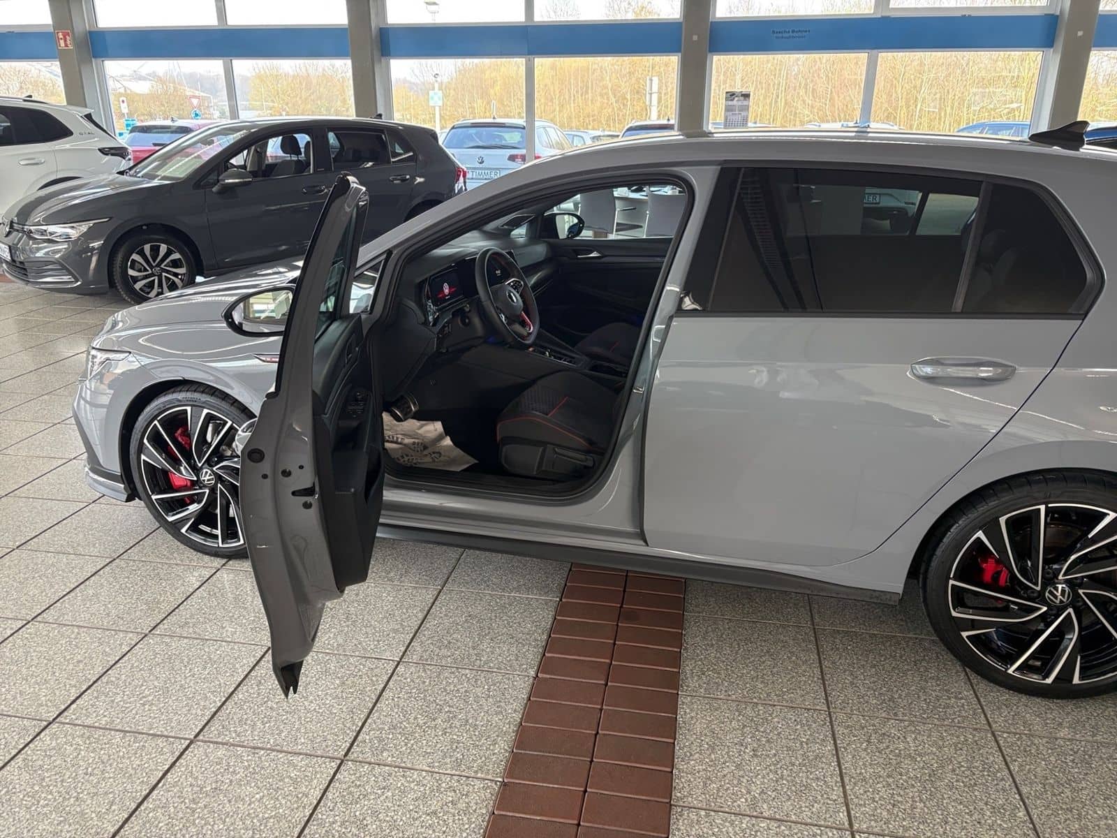 Volkswagen Golf VIII 2.0 TSI DSG GTI CLUBSPORT BLACK +H&K + foto 21