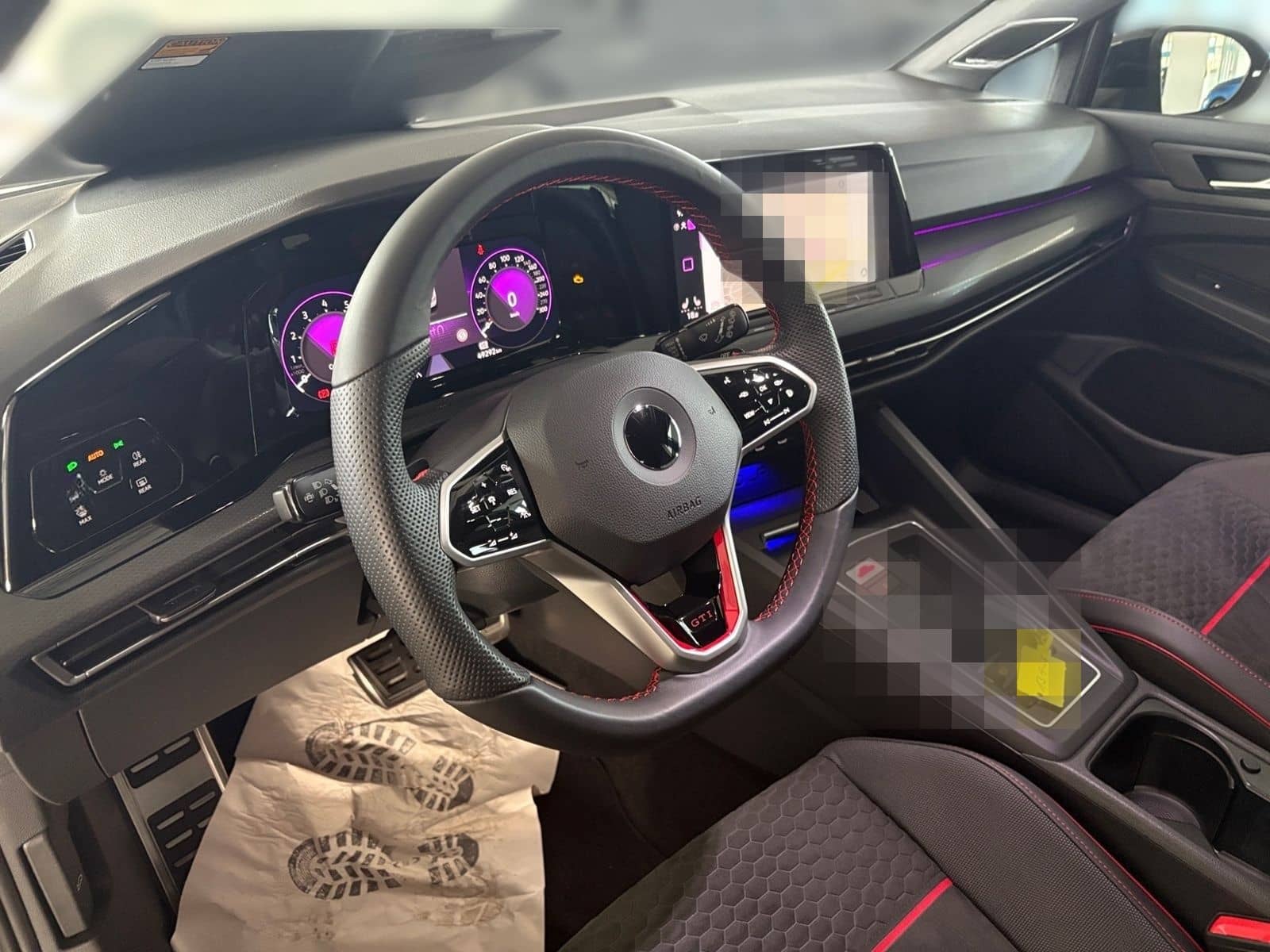 Volkswagen Golf VIII 2.0 TSI DSG GTI CLUBSPORT BLACK +H&K + foto 9