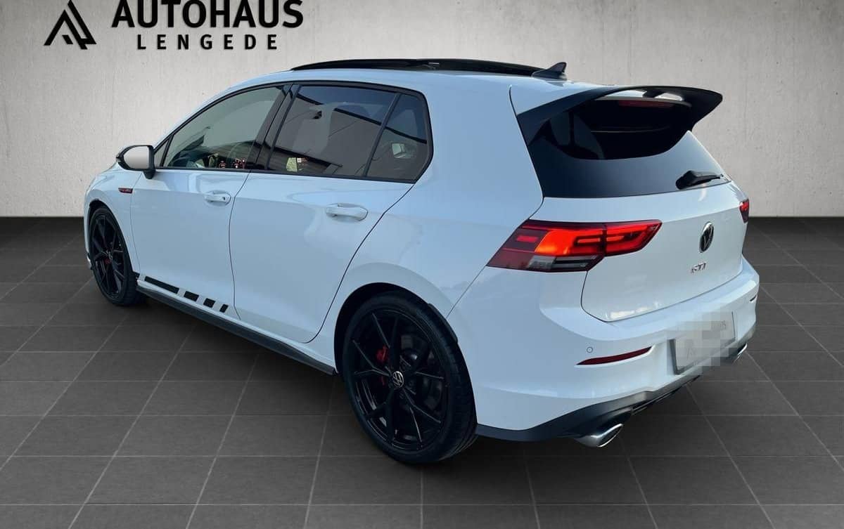 Volkswagen GOLF GTI CLUBSPORT 2.0 TSI DSG NAVI PANO KAMERA foto 3