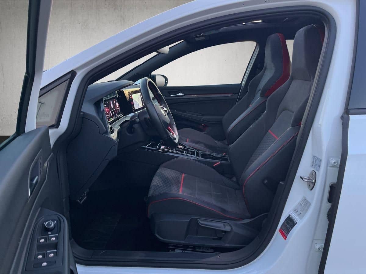 Volkswagen GOLF GTI CLUBSPORT 2.0 TSI DSG NAVI PANO KAMERA foto 8