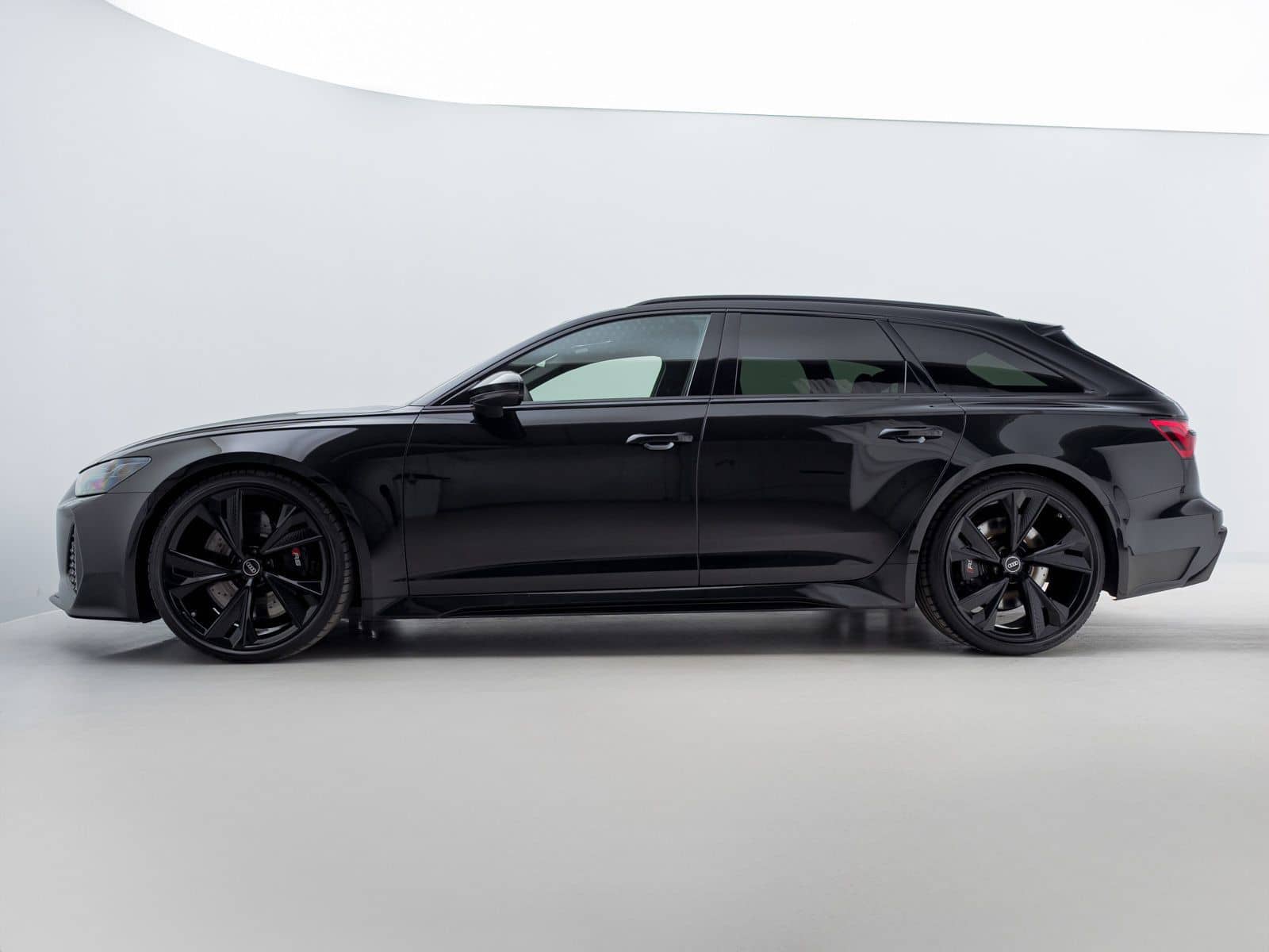 Audi RS 6 Avant 4.0 TFSI TIP-TRO*QUA*B&O*STHZG*PANO* foto 7