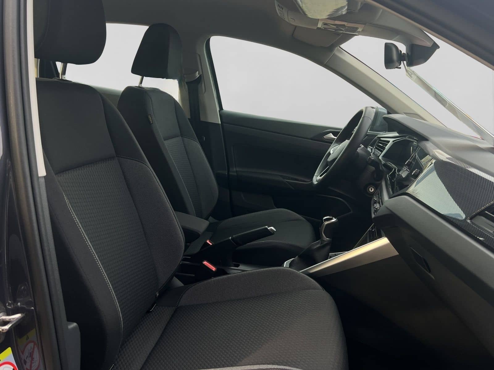 Volkswagen Taigo 1.0 TSI LIFE LM16 SITZHZ APP-CONNECT foto 4