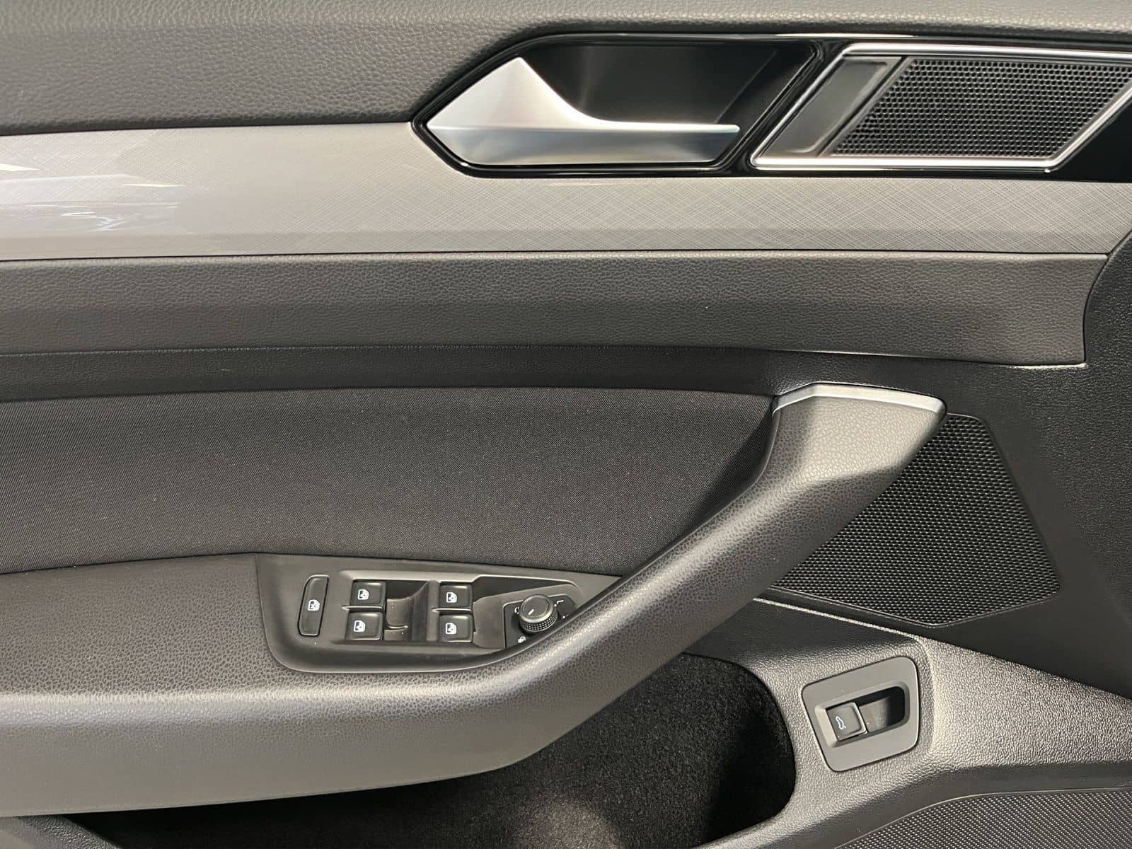 Volkswagen Passat Variant 1.5 TSI DSG Business, Navi, Sitzh foto 14