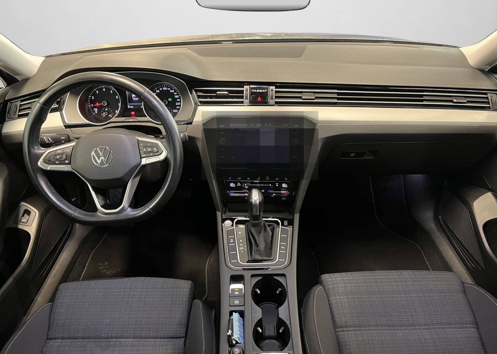 Volkswagen Passat Variant 1.5 TSI DSG Business, Navi, Sitzh foto 4