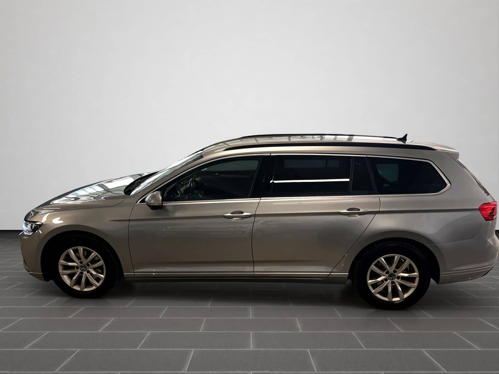 Volkswagen Passat Variant 1.5 TSI DSG Business, Navi, Sitzh foto 8