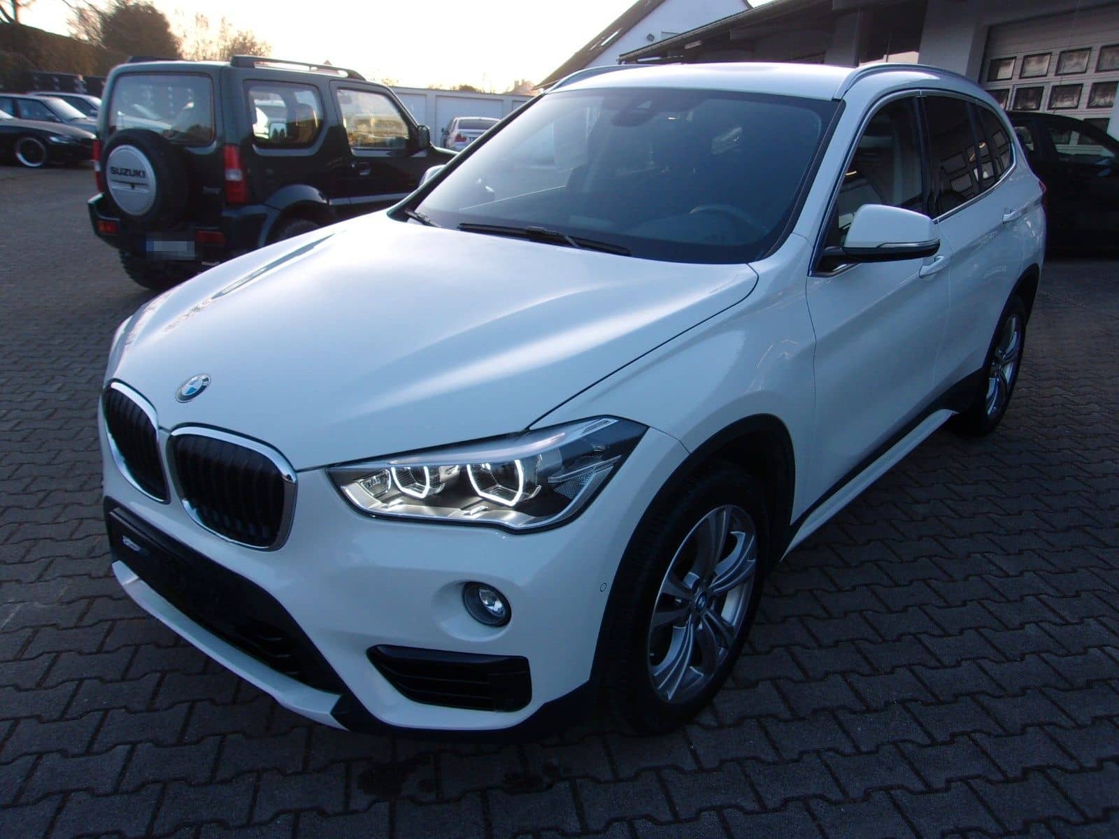 BMW X1 sDrive18i  Automatic Sport Line foto 2