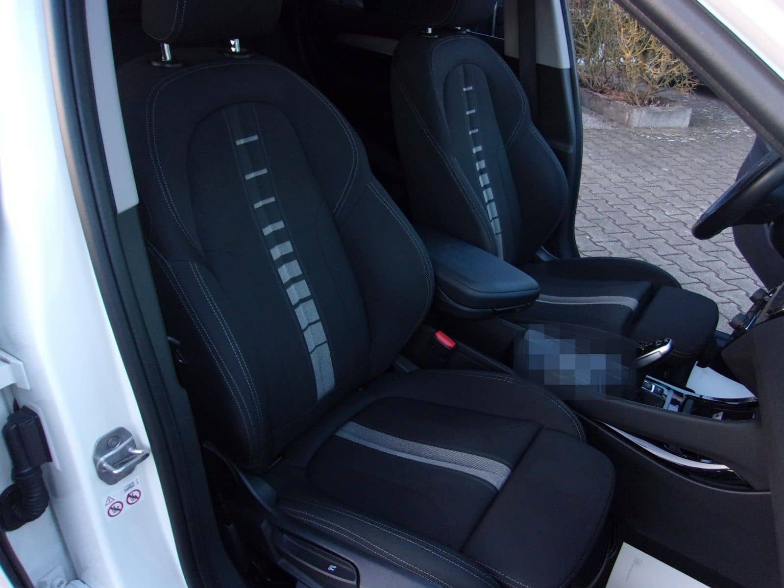 BMW X1 sDrive18i  Automatic Sport Line foto 14