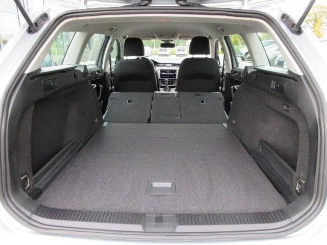 Volkswagen Passat Variant Navi AHK LED ACC DAB Alu Klima foto 15