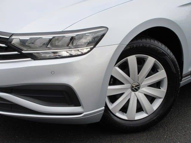 Volkswagen Passat Variant Navi AHK LED ACC DAB Alu Klima foto 16
