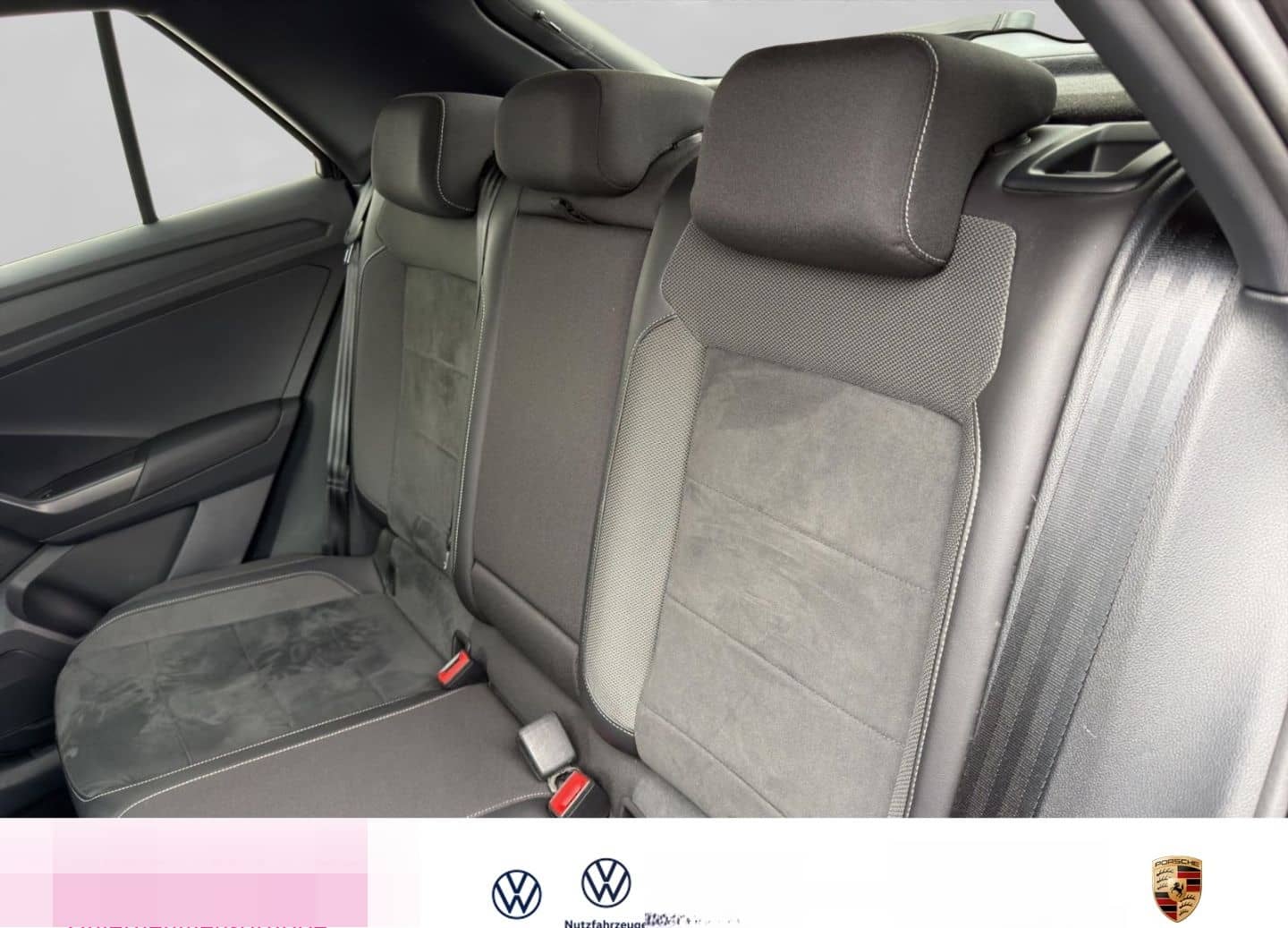 Volkswagen T-Roc R-Line 1.0 TSI Navi+RK+CarPlay+ACC+LED foto 11