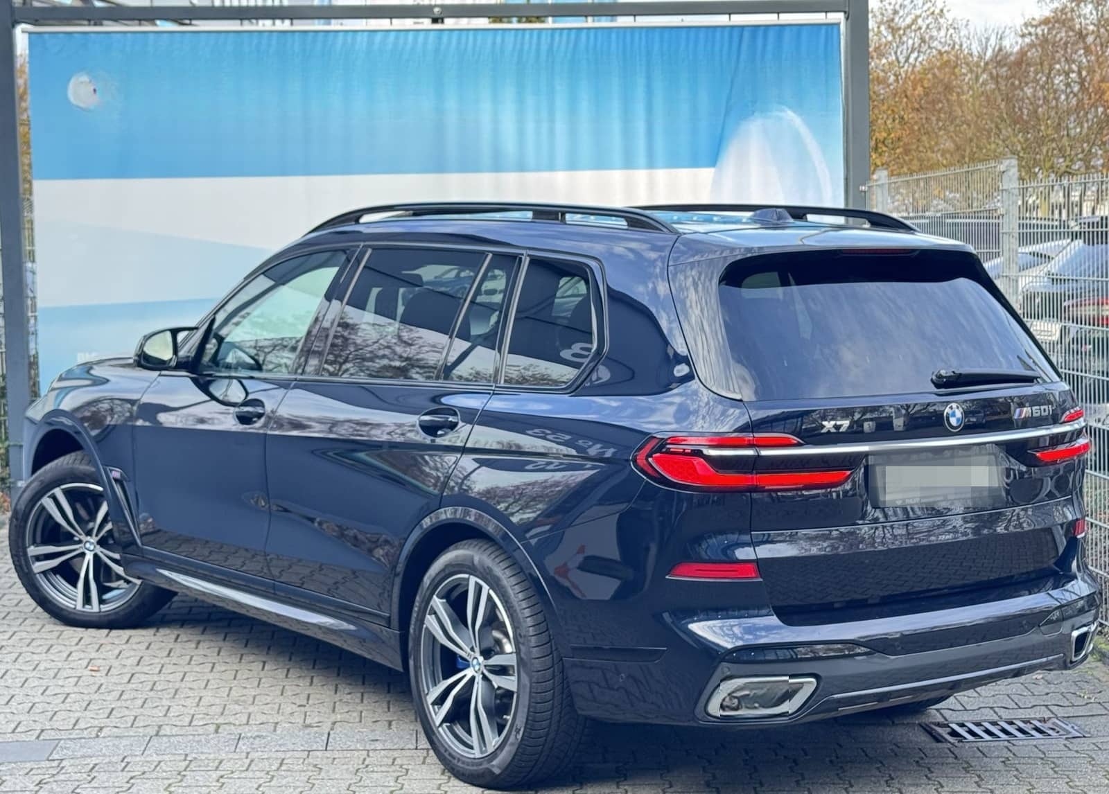 BMW X7 M60i AHK PANO-SKY Massage StHzg h&k Sitzklima foto 6