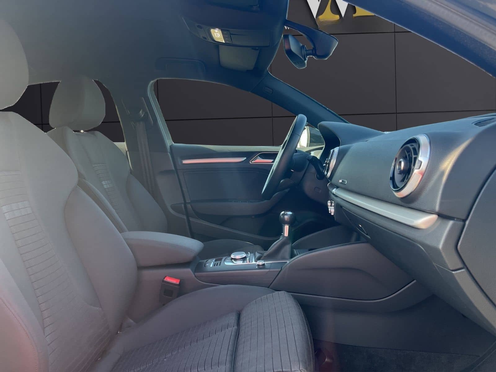 Audi A3 Limousine 30 TFSI Sport / S-Line / LED / DAB foto 12