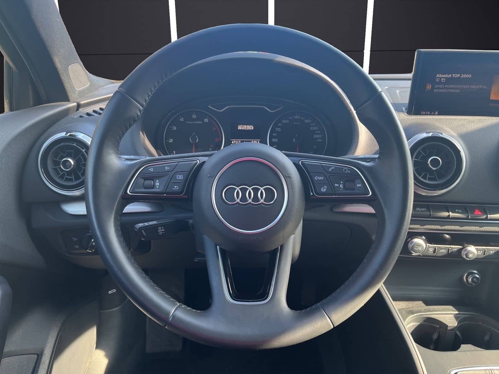 Audi A3 Limousine 30 TFSI Sport / S-Line / LED / DAB foto 14