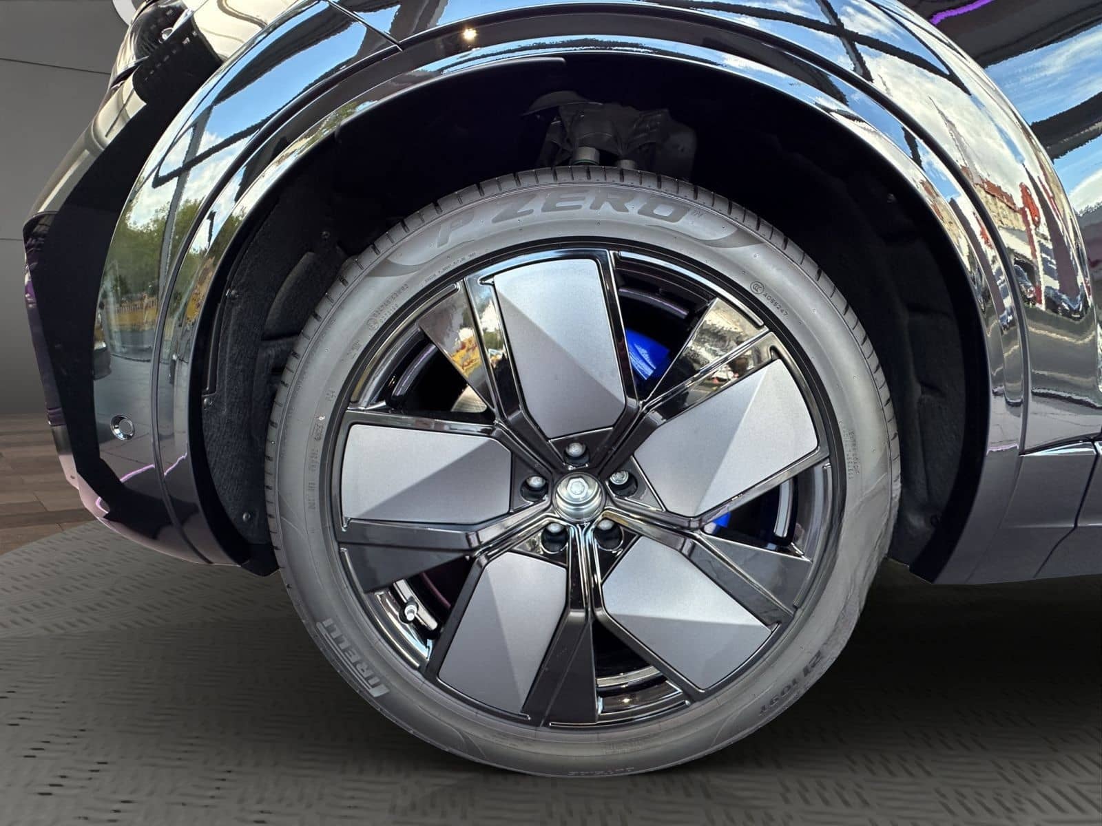 Volkswagen Touareg R 3,0 l V6 eHybrid OPF 4MOTION 250 kW (3 foto 11