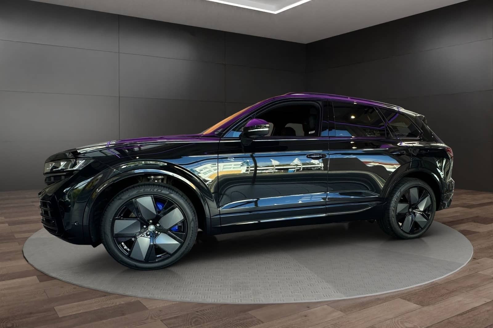 Volkswagen Touareg R 3,0 l V6 eHybrid OPF 4MOTION 250 kW (3 foto 5