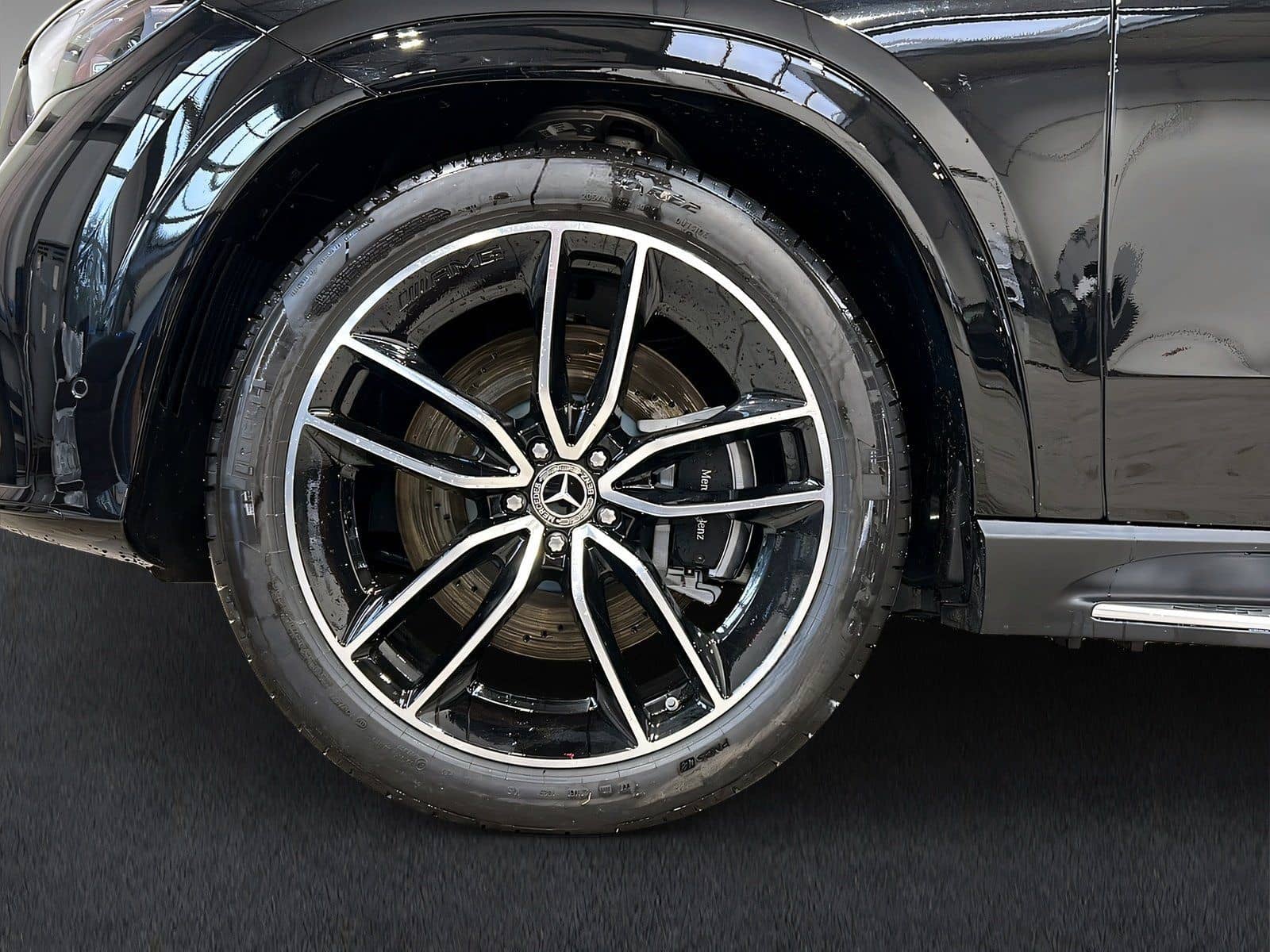 Mercedes-Benz GLE 450d 4M AMG+DIST+NIGHT+Burm+HuD+StHz+AHK+360 foto 7