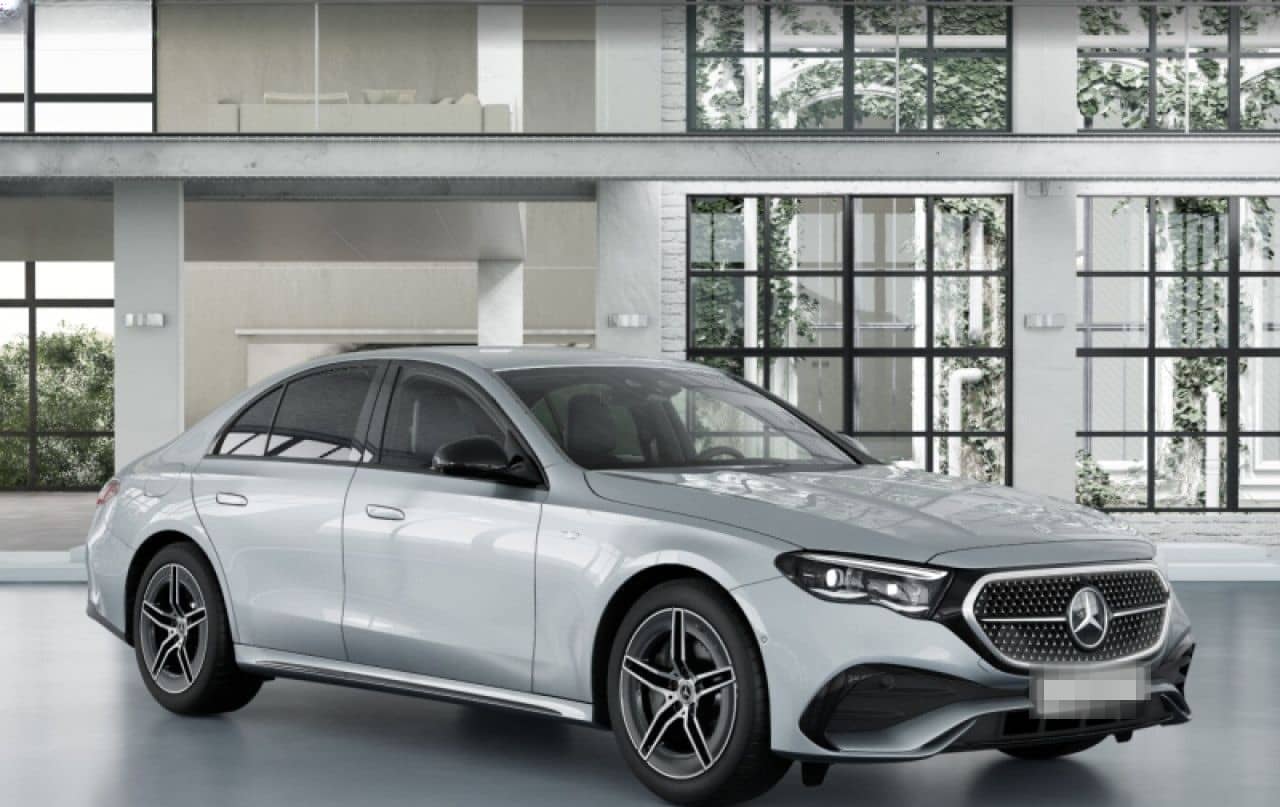 Mercedes-Benz E 400 e 4M Hybrid AMG Fahrass WideScreen 360° foto 17