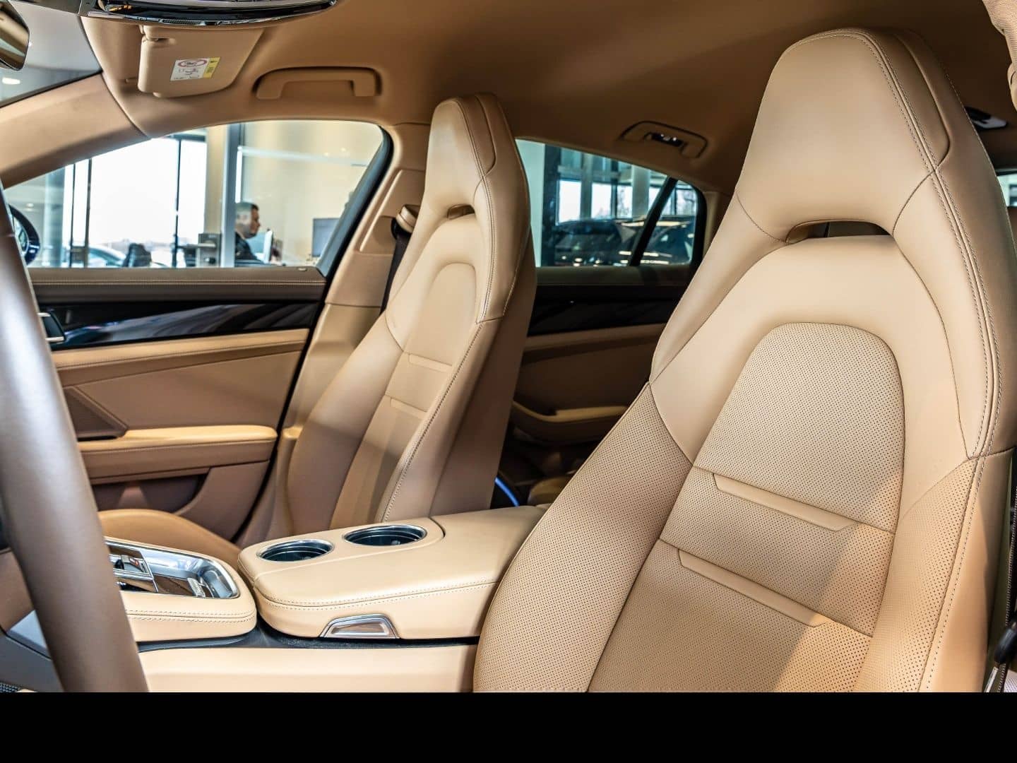 Porsche Panamera 4S E-Hybrid HA-Lenkung Sitzlüftung Spor foto 17