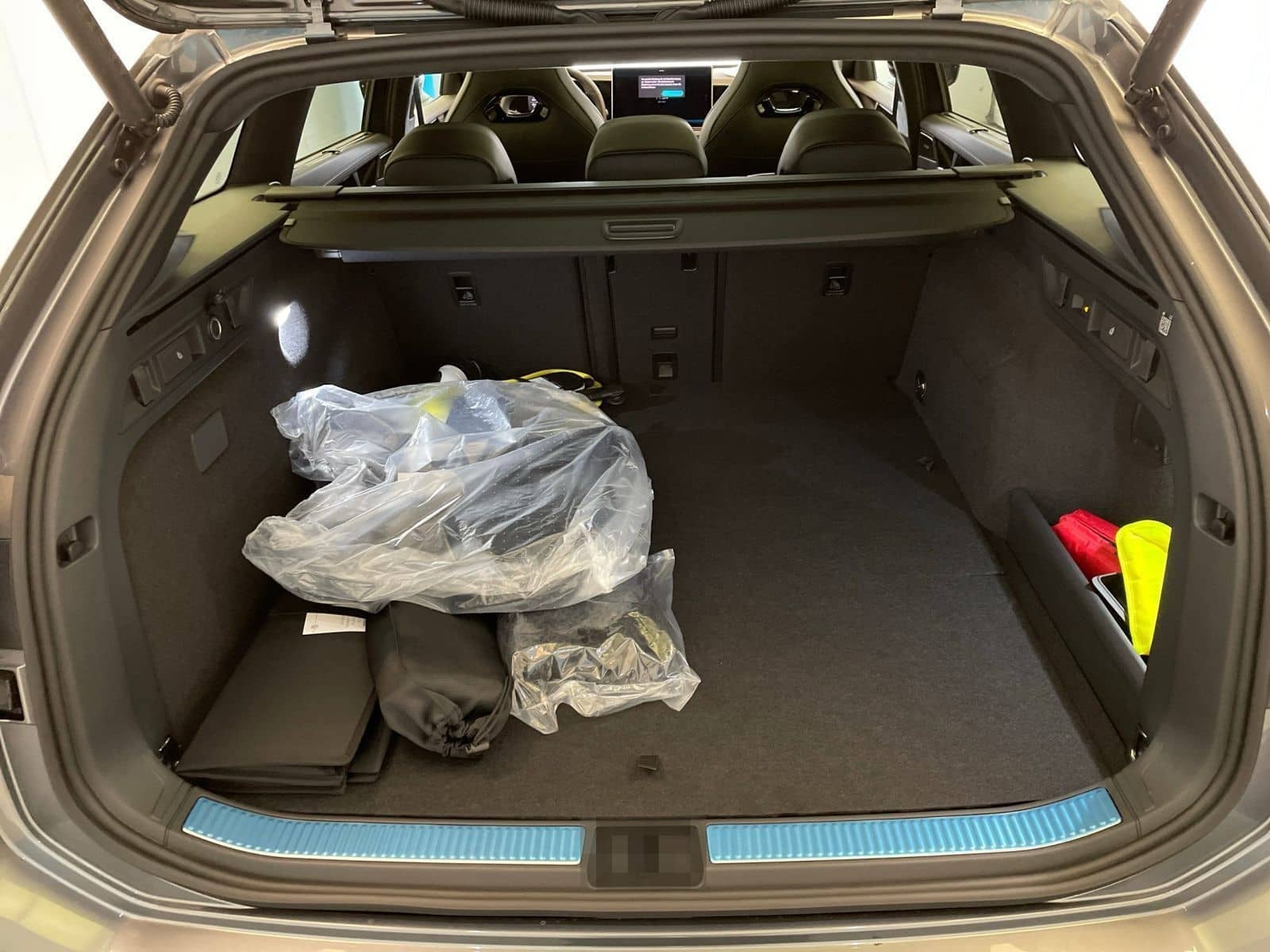 Volkswagen Passat R-Line 1.5 l eHybrid 200 kW DSG*AHK*SOUND foto 12