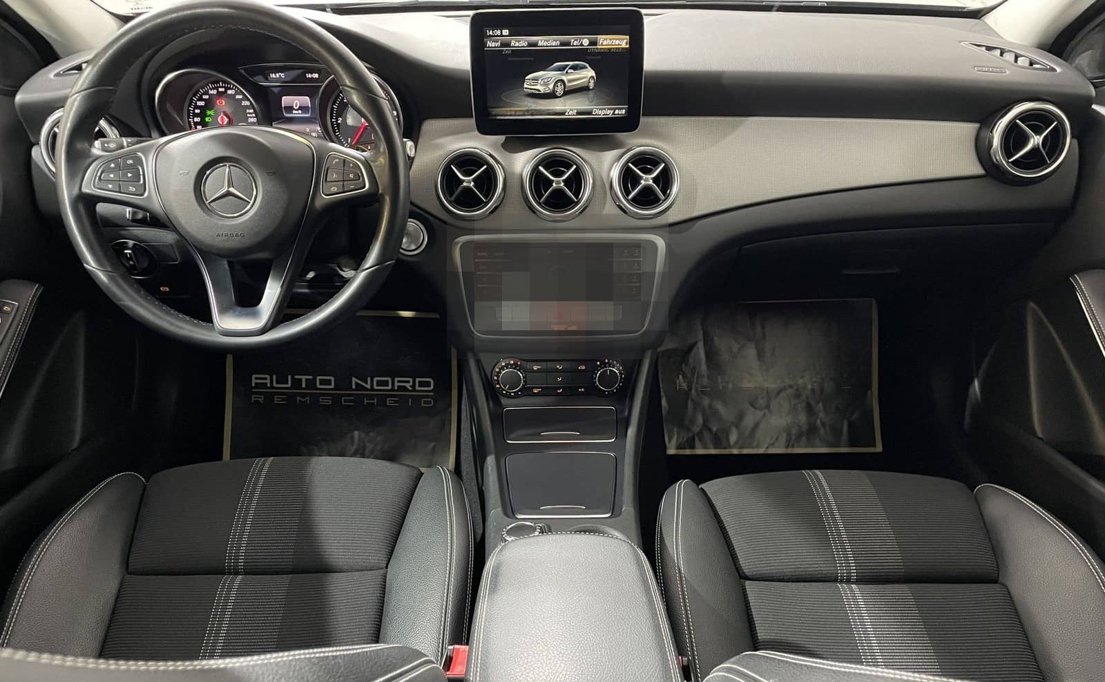 Mercedes-Benz GLA 220 d Urban*DCT*LED*AHK*Navi*MWST*KeyGo* foto 18