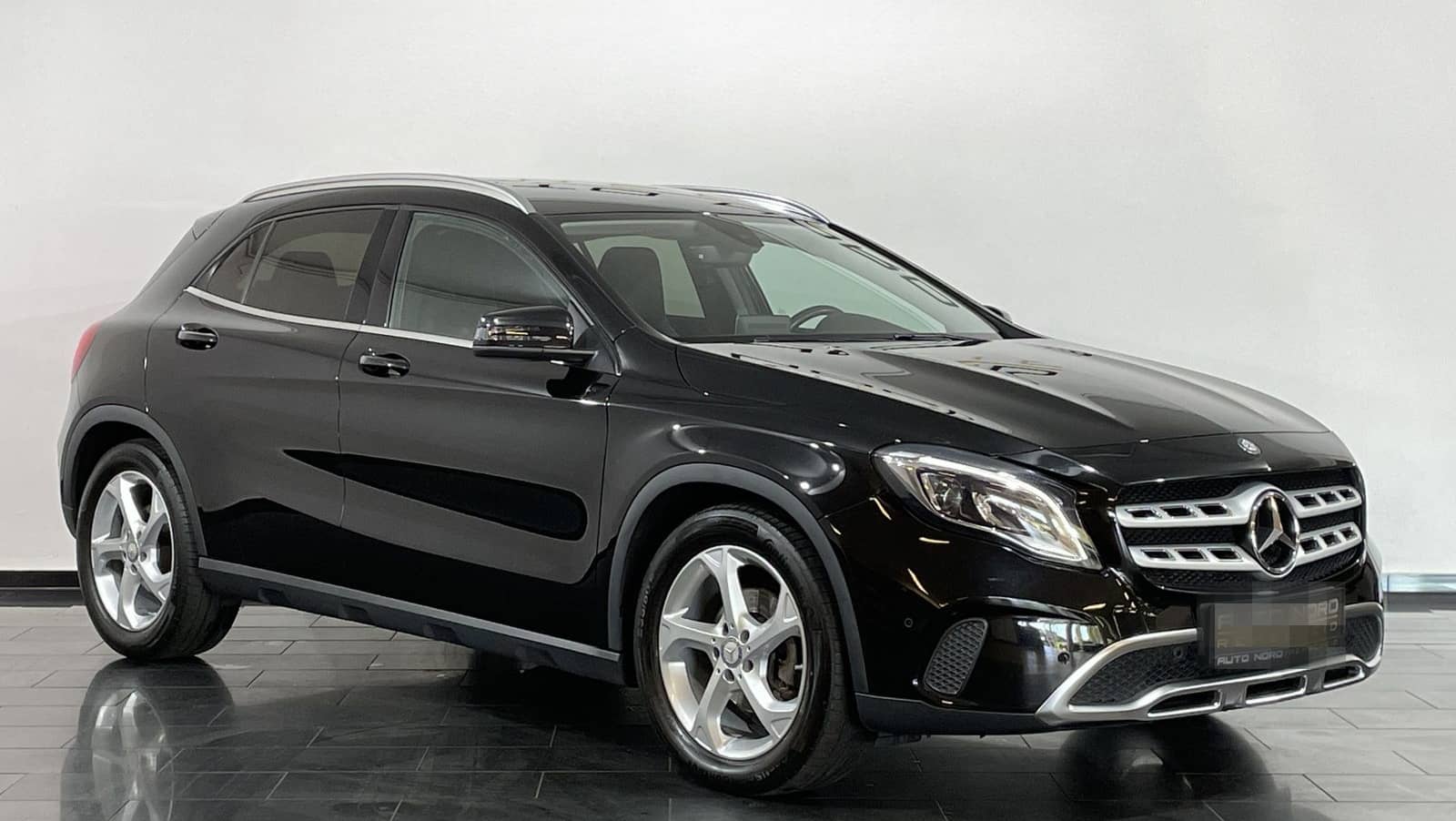 Mercedes-Benz GLA 220 d Urban*DCT*LED*AHK*Navi*MWST*KeyGo* foto 3
