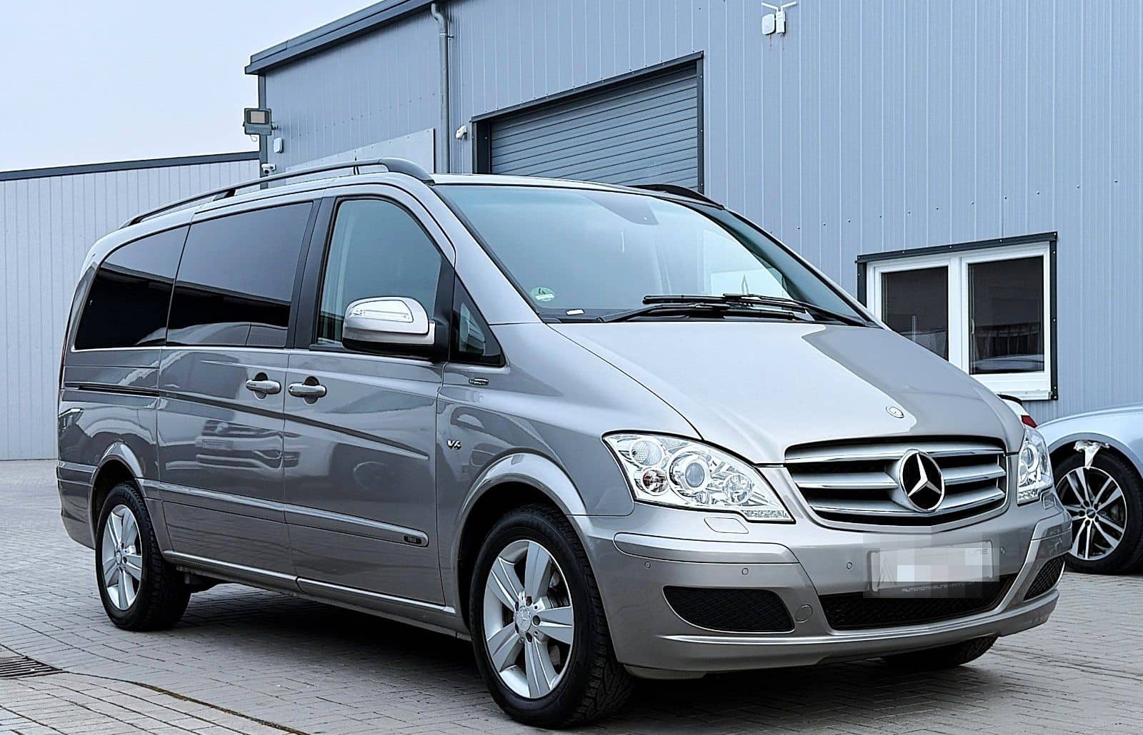 Mercedes-Benz 3.0 CDI LANG/XENON/6SITZER/NAVI/AHK/LEDER/KAMERA foto 1
