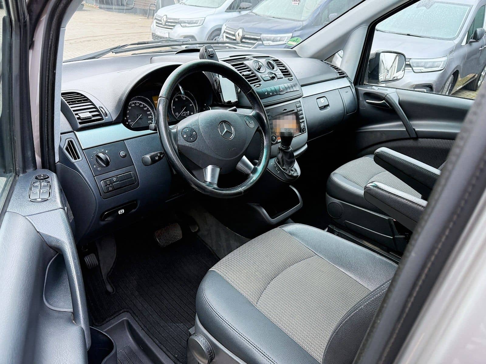 Mercedes-Benz 3.0 CDI LANG/XENON/6SITZER/NAVI/AHK/LEDER/KAMERA foto 12