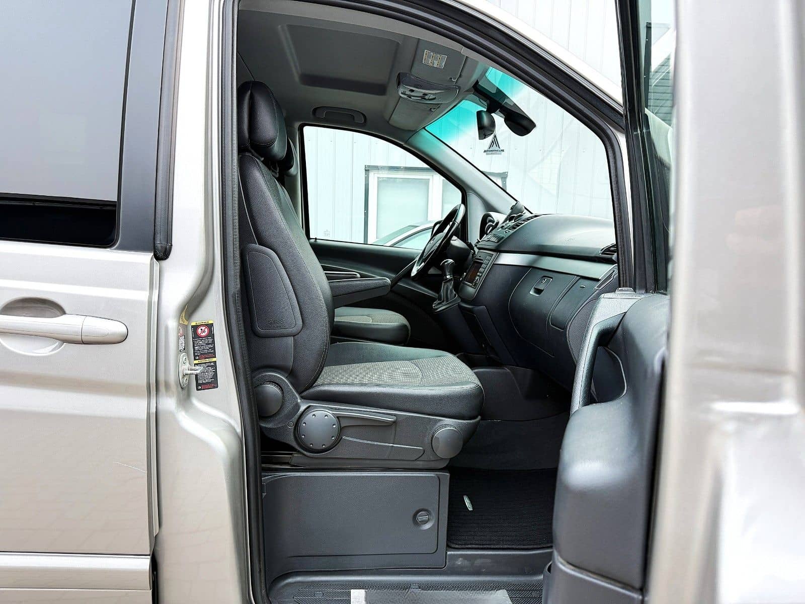 Mercedes-Benz 3.0 CDI LANG/XENON/6SITZER/NAVI/AHK/LEDER/KAMERA foto 13