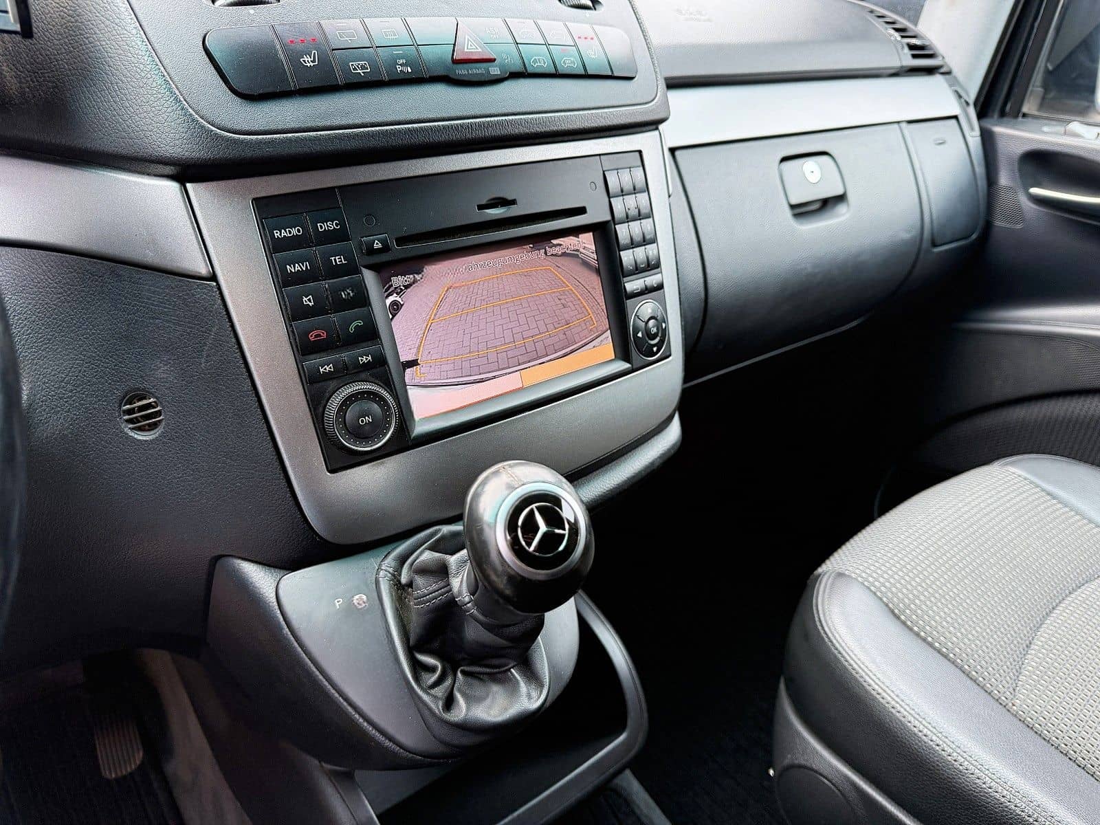 Mercedes-Benz 3.0 CDI LANG/XENON/6SITZER/NAVI/AHK/LEDER/KAMERA foto 16