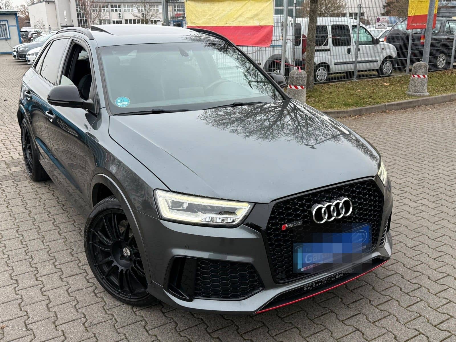 Audi RSQ3 RS Q3 2.5 TFSI quattro*PANO*NAVI*LED*VOLL** foto 1