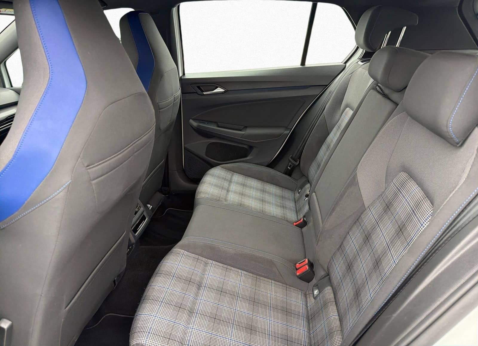 Volkswagen Golf VIII GTE 1.4 eHybrid DSG NAVI ACC SHZ LED foto 13