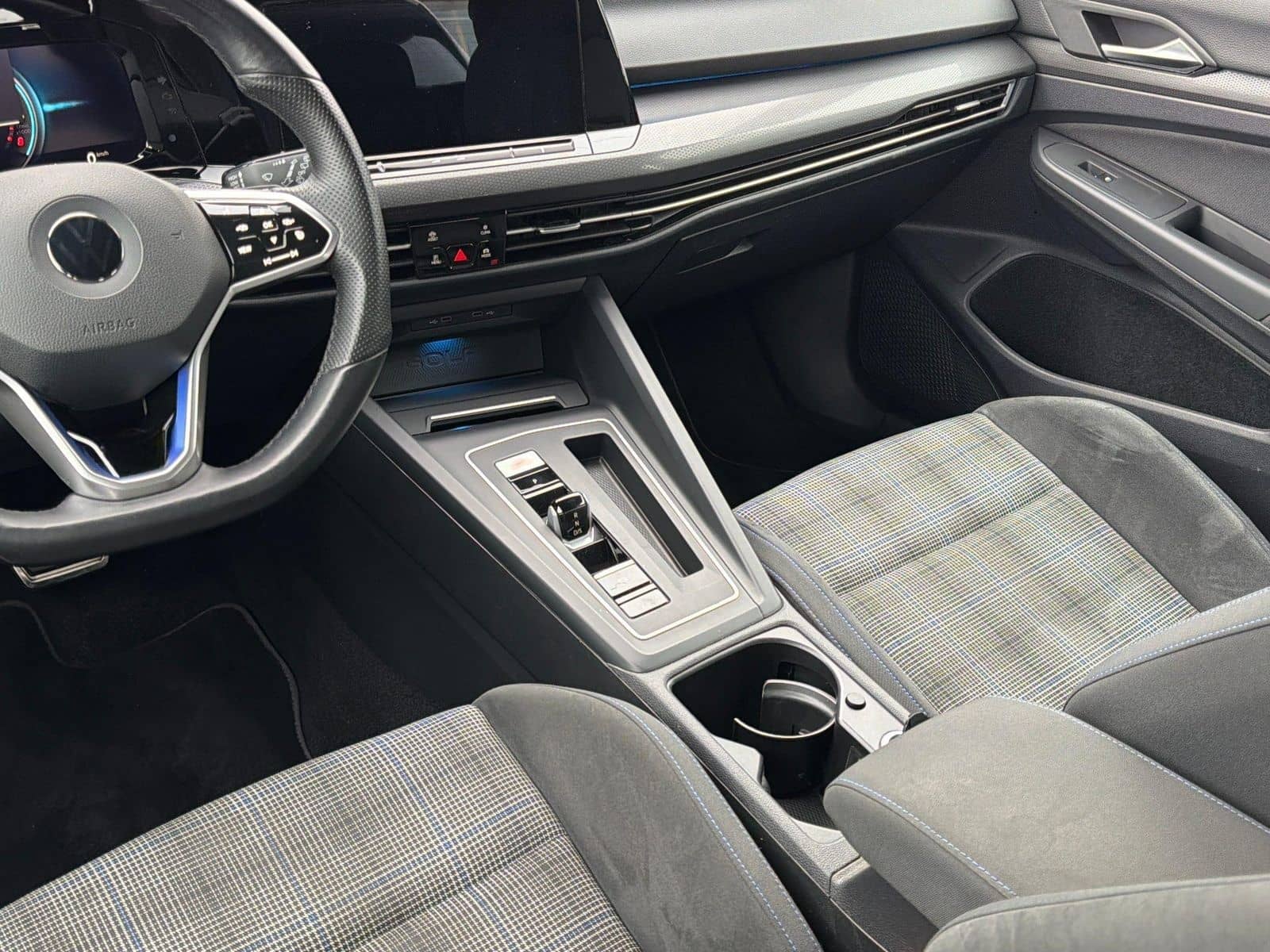 Volkswagen Golf VIII GTE 1.4 eHybrid DSG NAVI ACC SHZ LED foto 17