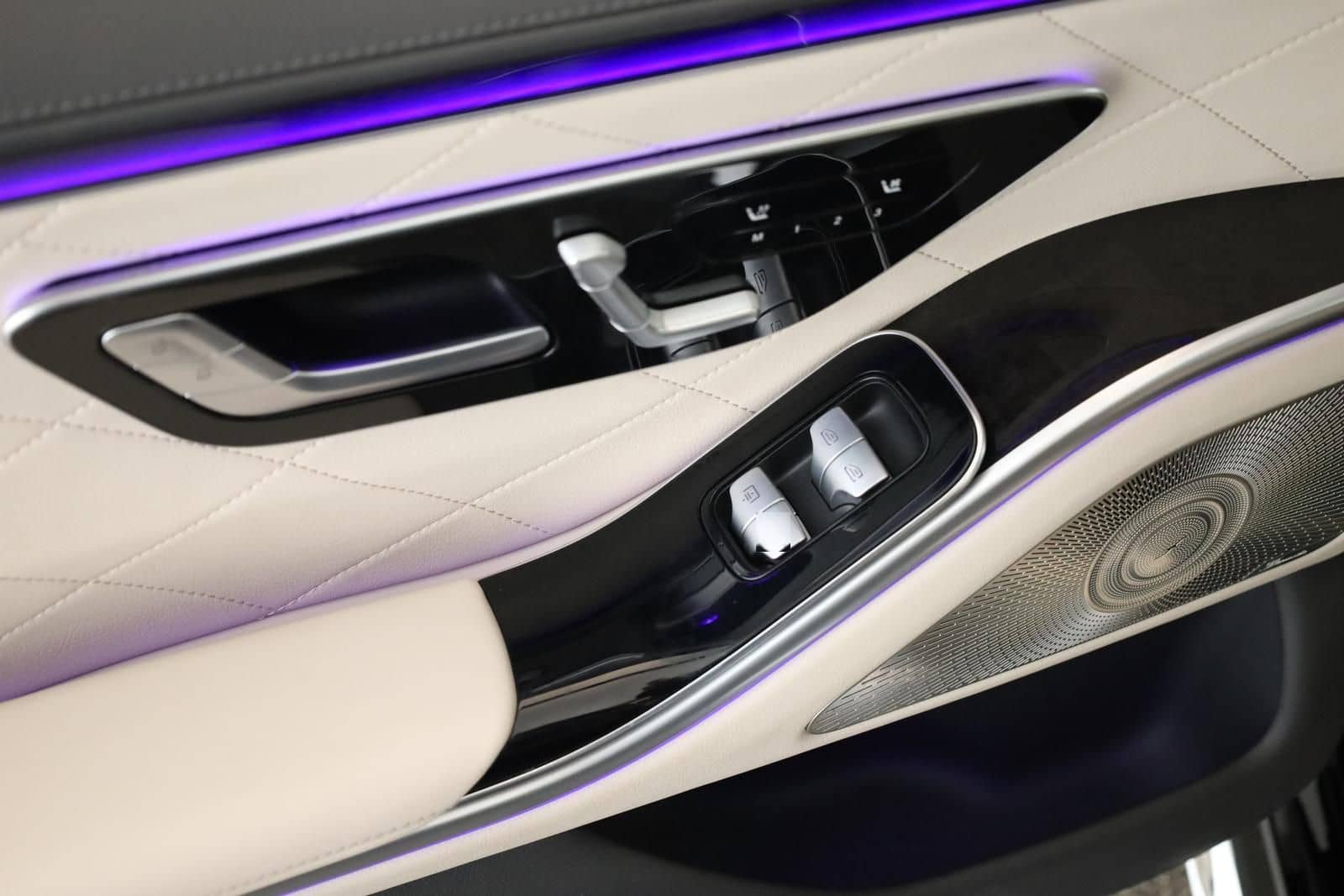 Mercedes-Benz S 400 d 4M lang AMG DIGITAL Pano HUD HighEnd 21" foto 7