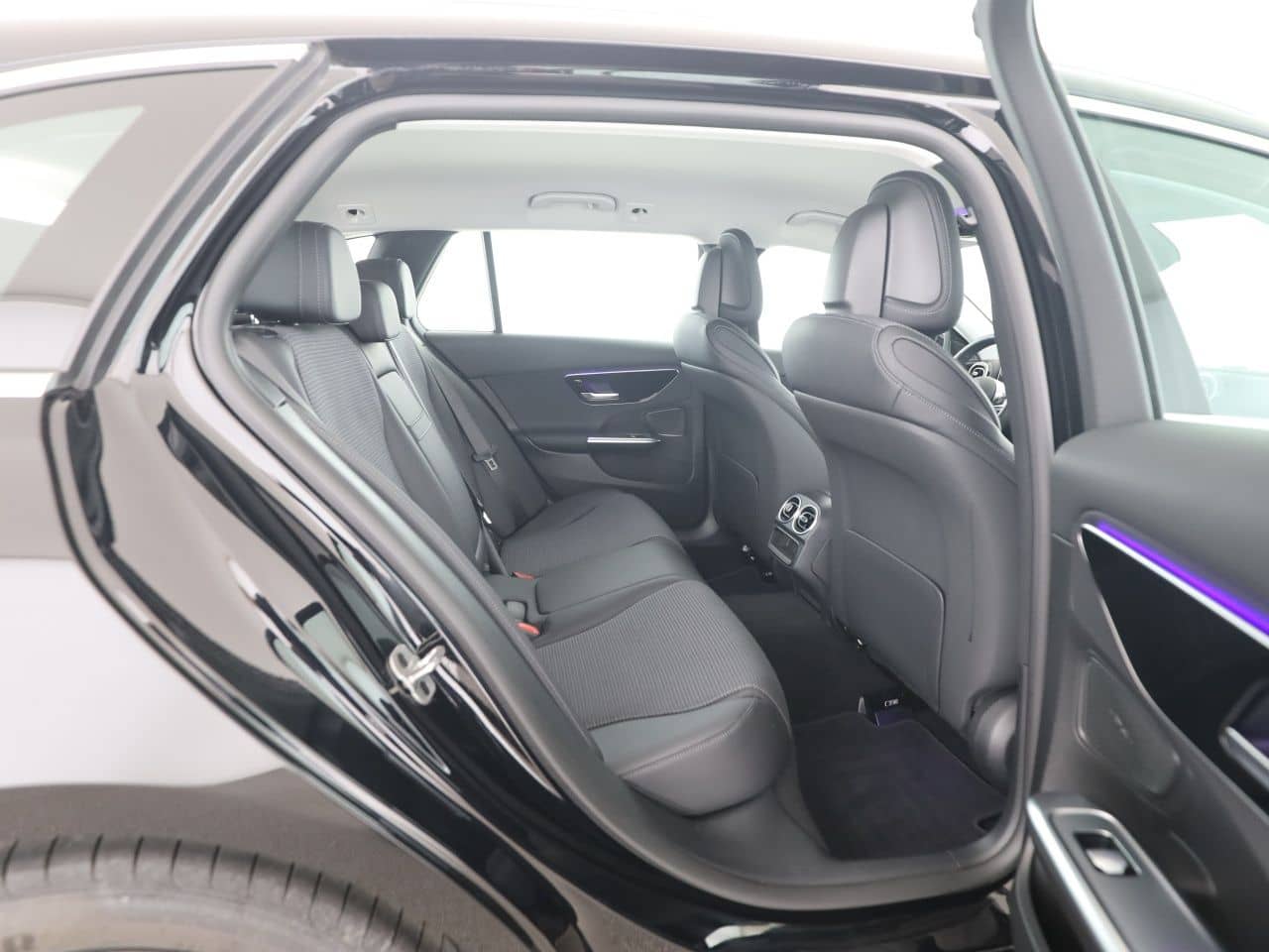 Mercedes-Benz C 200 T Avantgarde Distronic LED Winter-P. 360 foto 13