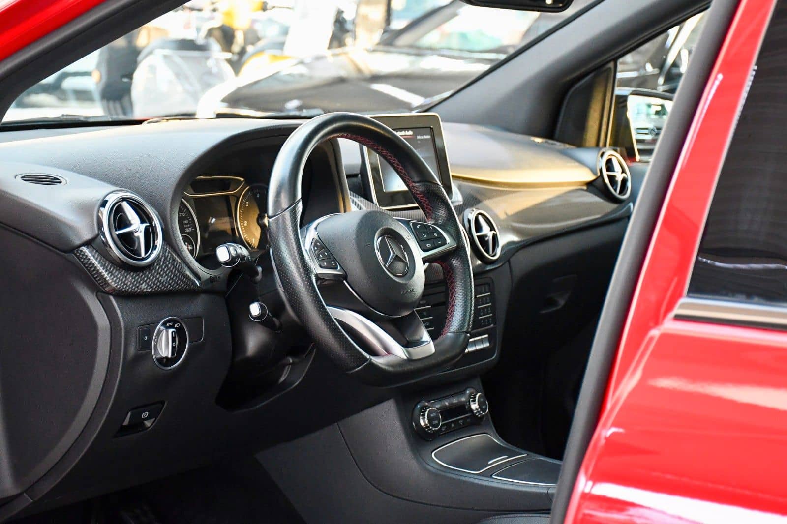 Mercedes-Benz B 220d 4Matic AMG-Line Night-Paket 1.Hand foto 15