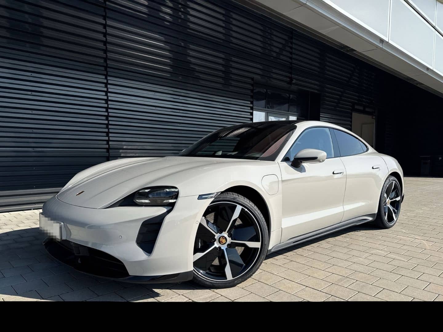 Porsche Taycan Turbo Clubleder HA-Lenkung InnoDrive BOSE foto 1