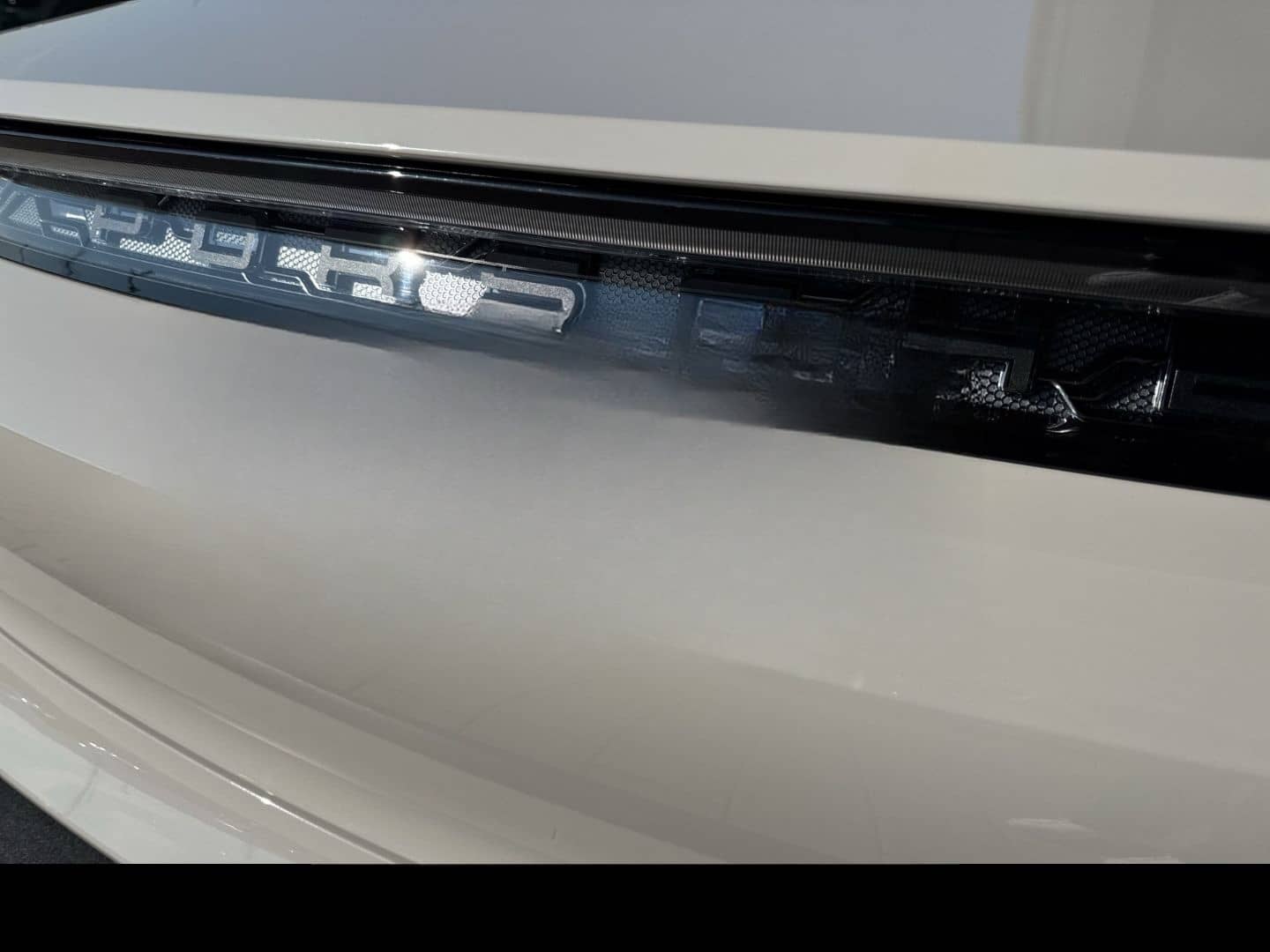 Porsche Taycan Turbo Clubleder HA-Lenkung InnoDrive BOSE foto 11