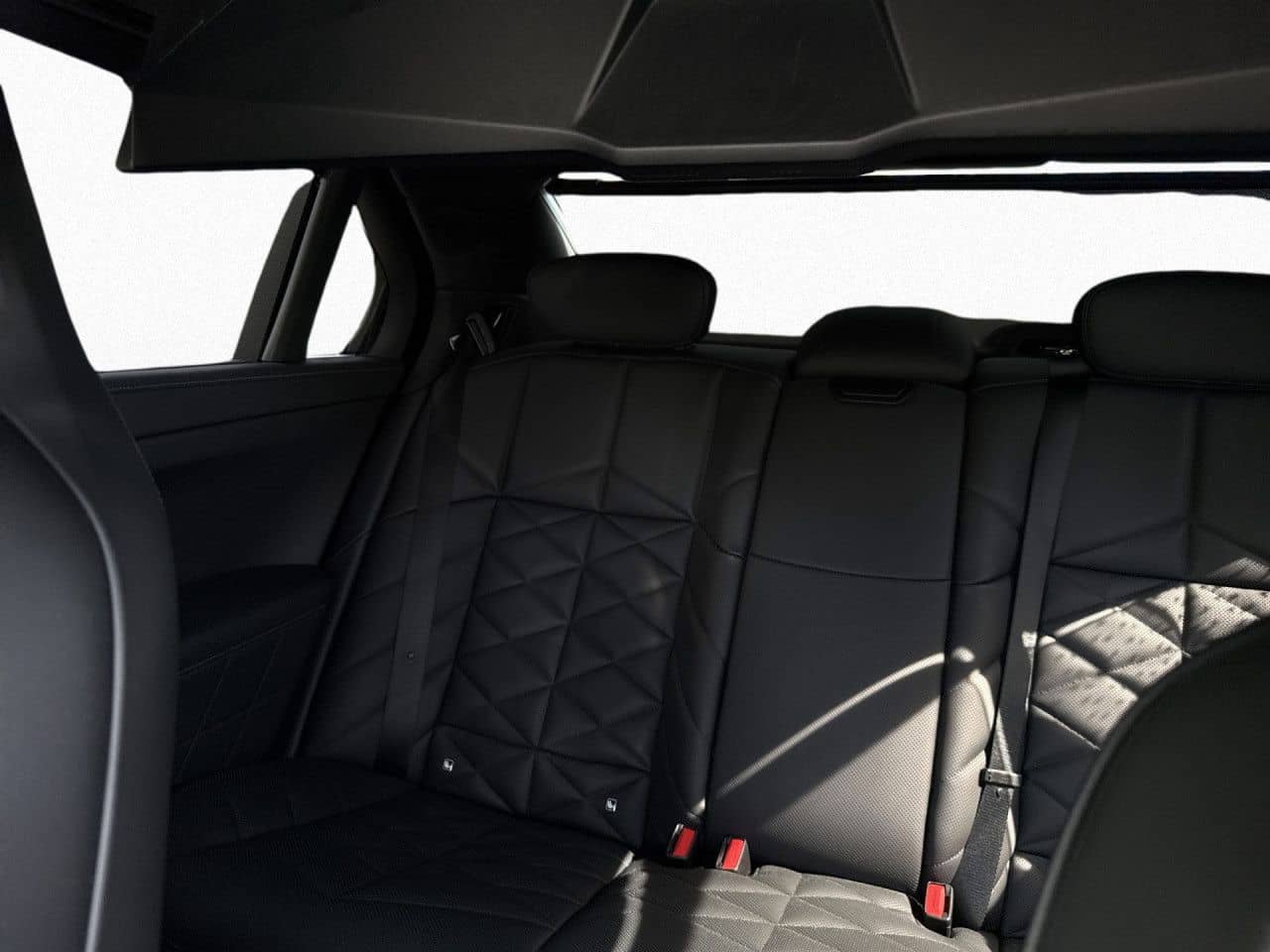 BMW 740d xDr M Sport Fond-Ent,StHz,SkyL,AHK,AktivL foto 19