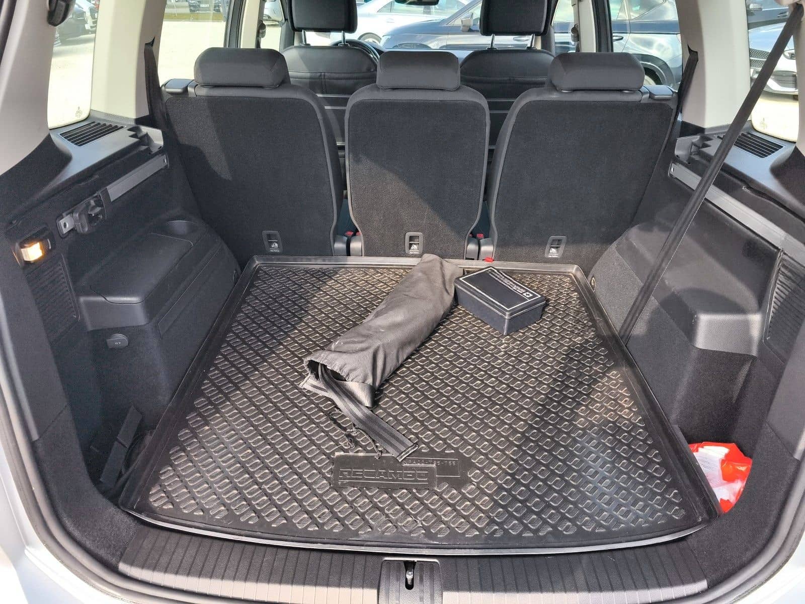 Volkswagen Touran NAVI LED ACC MASSAGE AHK 7 SITZE foto 25