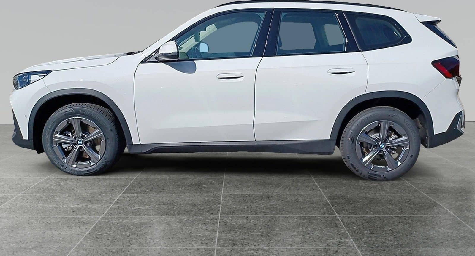 BMW X1 sDrive20i DAB LED Komfortzg. Parkassistent foto 3