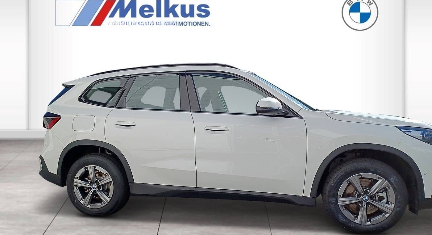 BMW X1 sDrive20i DAB LED Komfortzg. Parkassistent foto 5