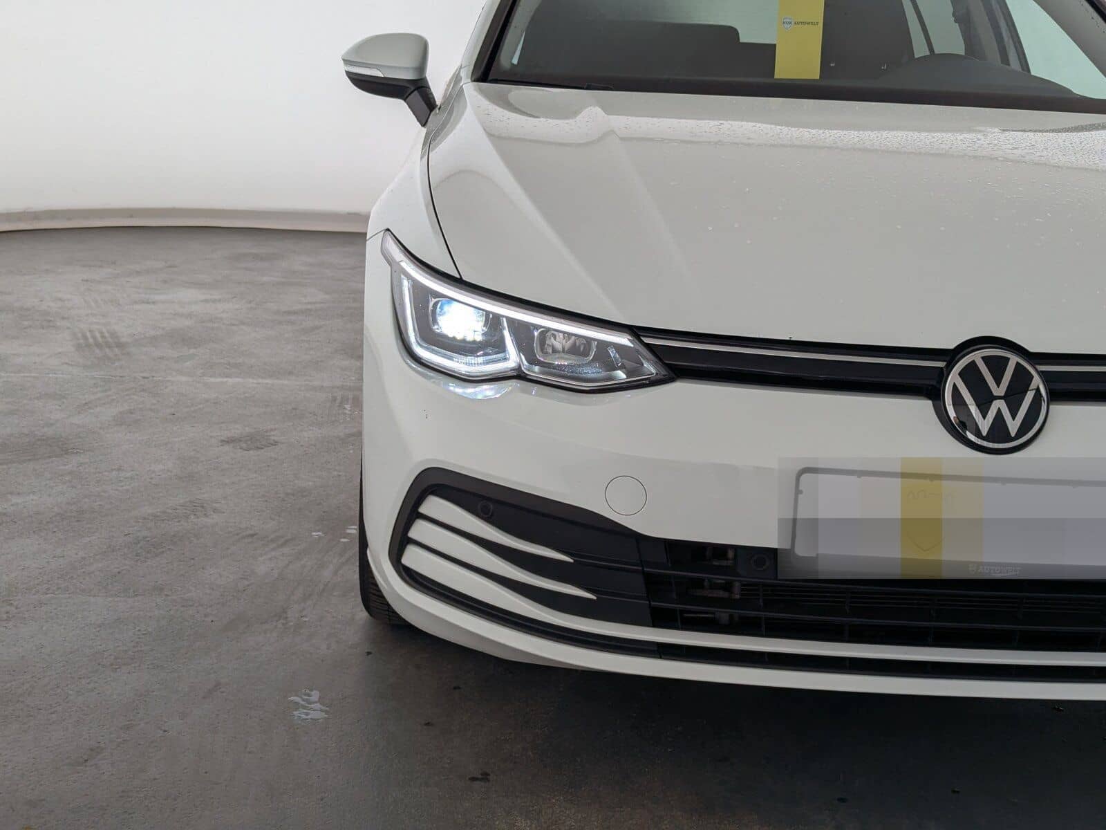 Volkswagen Golf VIII 1.5 TSI Life OPF LED+NAVI+ACC+SHZ+RFK+ foto 3