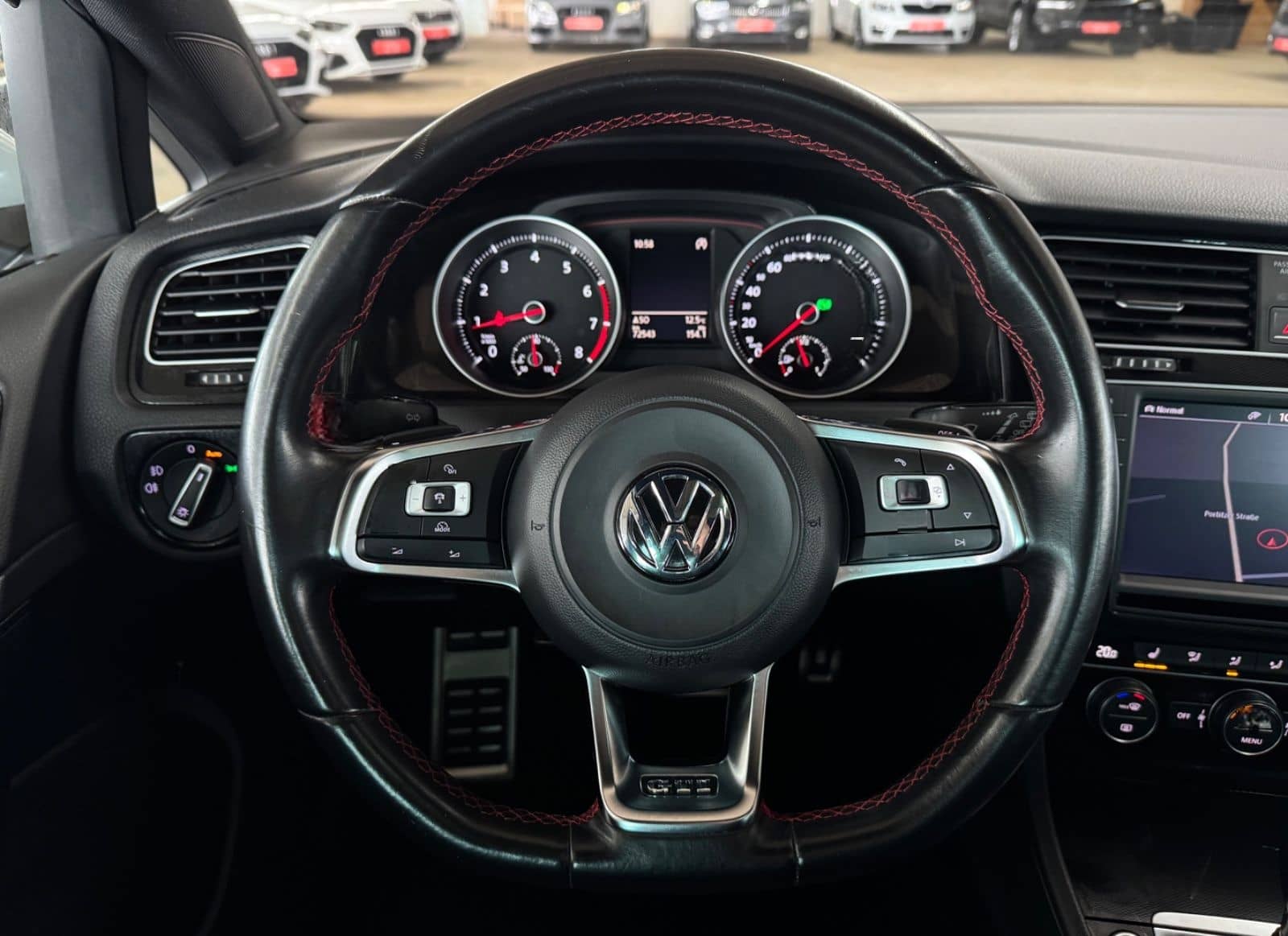 Volkswagen Golf VII Lim. GTI DSG *SHZ*PAN*ACC*NAV*PDC*RK*BX foto 11